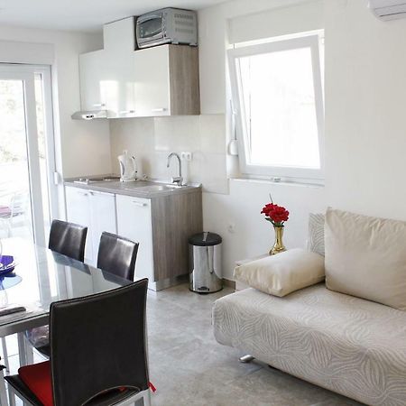 Apartamento Pearl Of Novalja Exterior foto