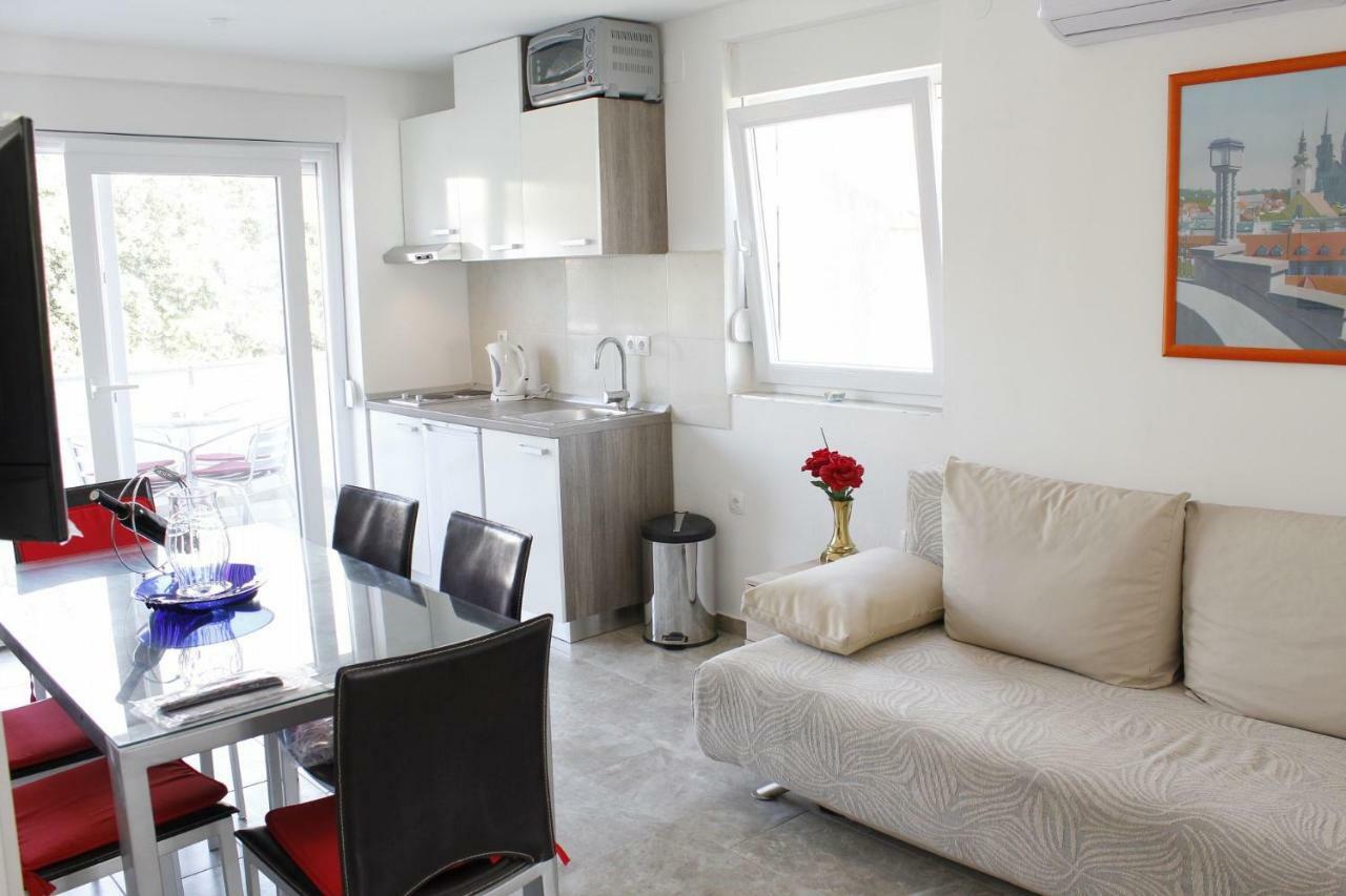Apartamento Pearl Of Novalja Exterior foto